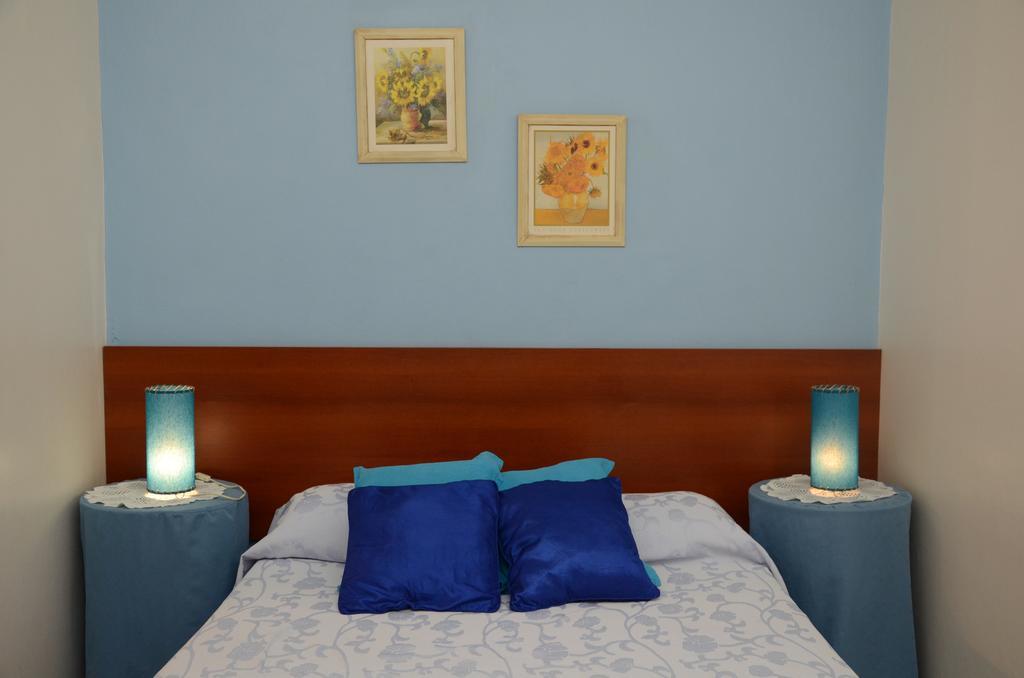 Hotel Del Mar 코모도로리바다비아 객실 사진