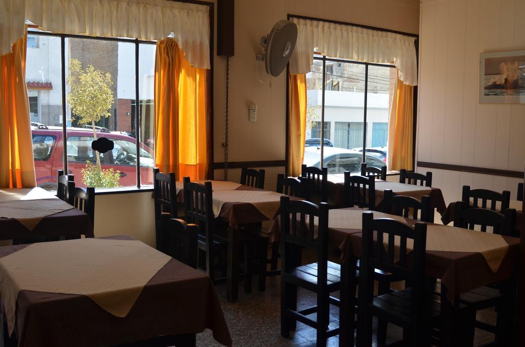 Hotel Del Mar 코모도로리바다비아 외부 사진