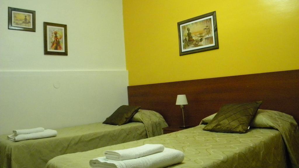 Hotel Del Mar 코모도로리바다비아 객실 사진